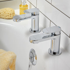 Vado Axces Metiz Bath Pillar Taps