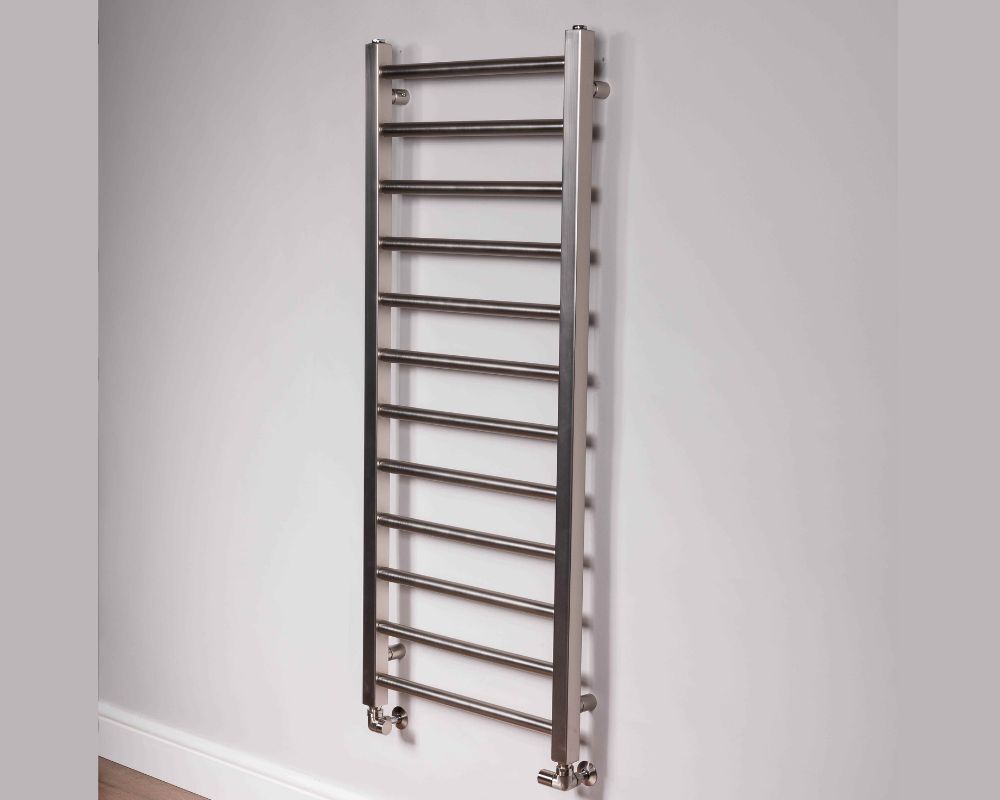 DQ Kylo towel rail