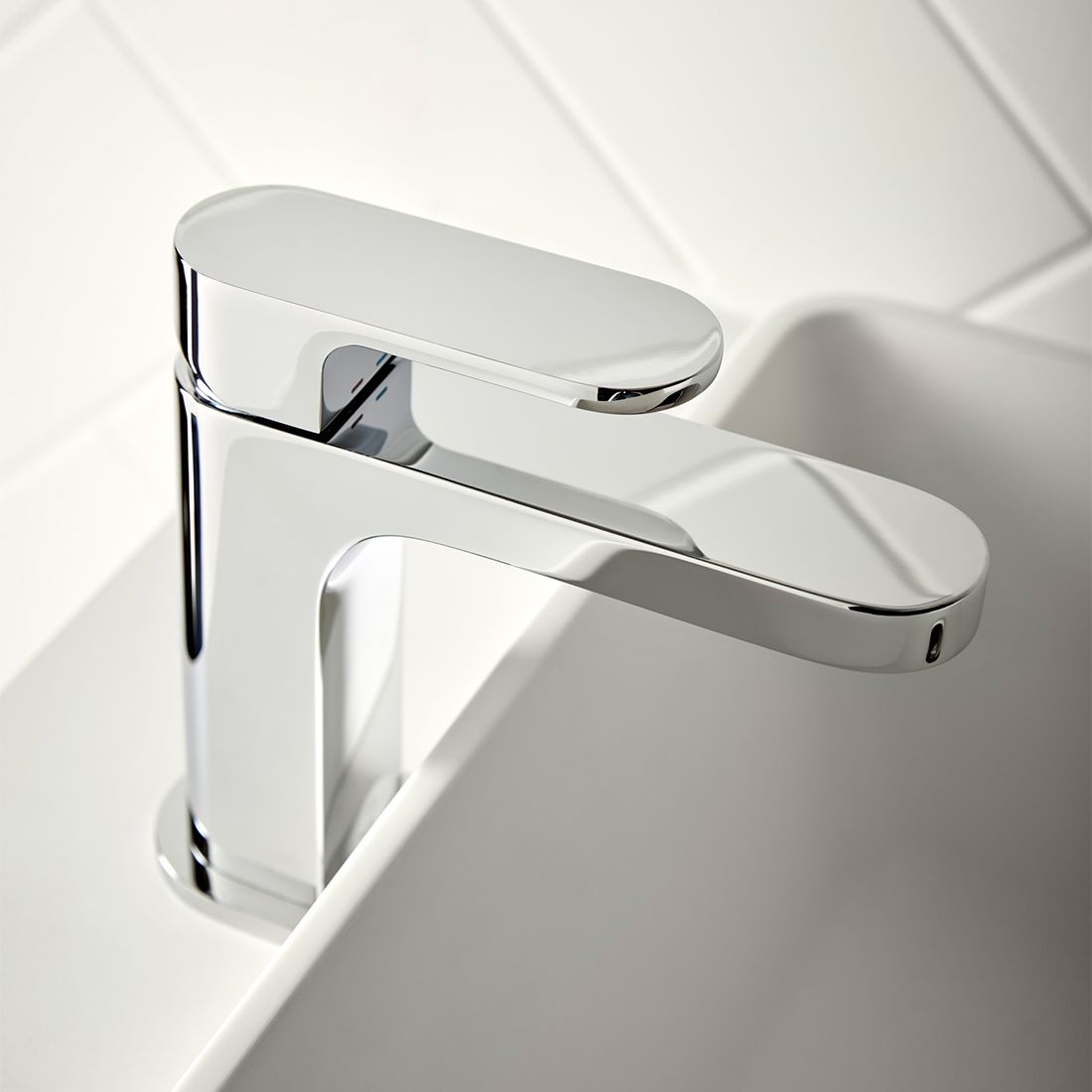 Vado Life Slimline Basin mixer