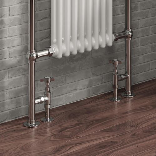 Reina Bronte Valves